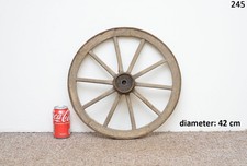 Vecchio carrello in legno