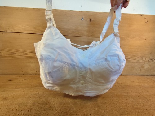 Reggiseno antico reggiseno