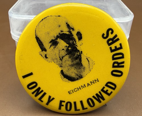 Spilla adolf eichmann - spilla, "ho