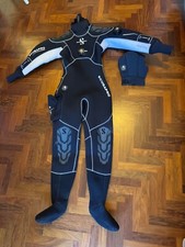 SCUBAPRO muta stagna donna usata pochissimo polsini e collo nuovi taglia S. 