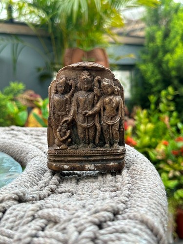 Vecchia scultura vintage