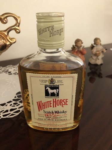 White horse fine old - white,