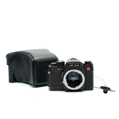 Leica store - leica,