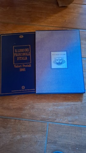 Libro dei francobolli - il,