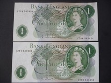 PAIR CONSECUTIVE 1963 HOLLOM £1 NOTES UNCIRCULATED GOEBEL MACHINE DUGGLEBY B292