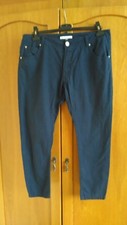 Pantalone di Silvian Heach (Italy), taglia 42 (IT- 46), blu scuro, cotone