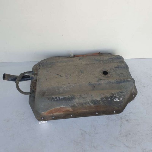 Serbatoio carburante nissan - carburante,