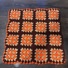 Copricuscino all'uncinetto