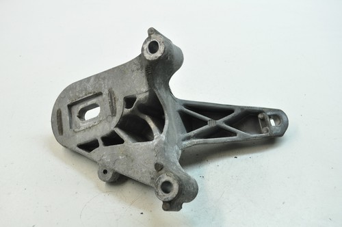 Staffa supporto motore lato