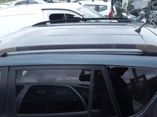 BARRE LONGITUDINALI TETTO PER TOYOTA Rav4 4° Serie (05>09)