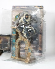 Assassin's Creed Statue -