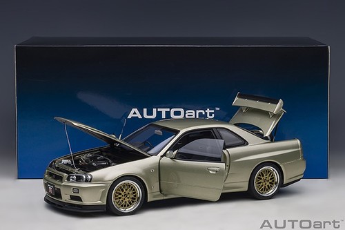 Autoart nissan skyline - 1,