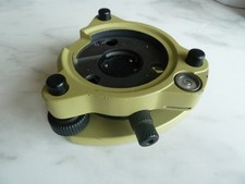 Wild/Leica GDF 22 tribrach con