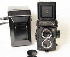 YASHICA 124 G  120mm + borsa originale