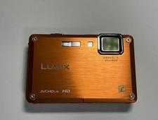 Kit fotocamera subacquea Panasonic LUMIX FT1 con custodia marina e caricabatt...