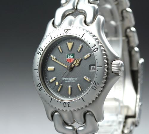 Near mint tag heuer - mint],