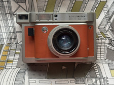 Lomo Instant Wide fotocamera