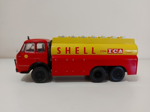 Camion epoca de - 1/43,
