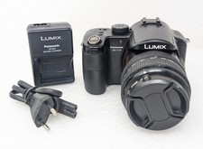 Fotocamera digitale Panasonic DMC-FZ30 da 8 megapixel e lenti Leica dc con zoom