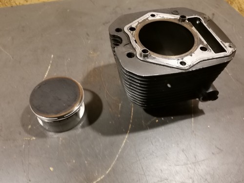 Suzuki 650 - dr,