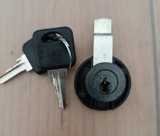Lotto n.8 SERRATURA ABF cilindro 20 (PORTA FINESTRA VETRINA LUCCHETTO) +2chiavi