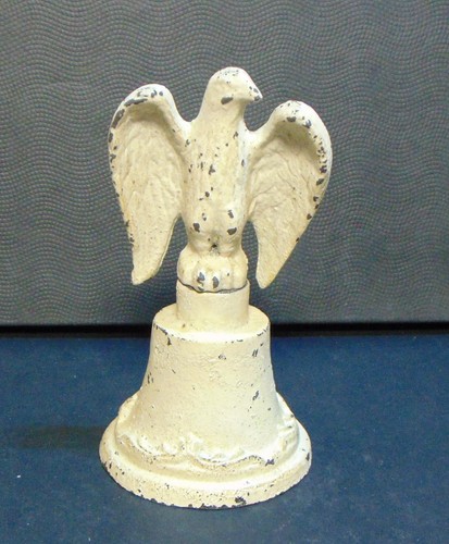 Vecchia campana aquila - , in