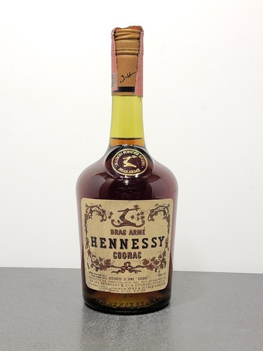 Cognac hennessy bras - hennessy, arme