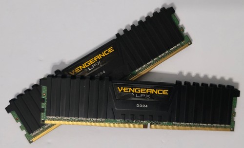 Corsair vengeance lpx - corsair,
