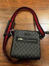 Borsello uomo  Gucci nero buone condizion cm 30 x cm 27 x cm 4