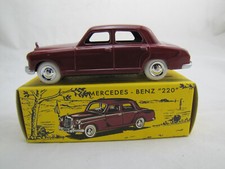 Norev 1:43 31200 Mercedes-Benz