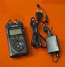 TASCAM DR-40X Registratore audio digitale 4 tracce portatile + interfaccia USB