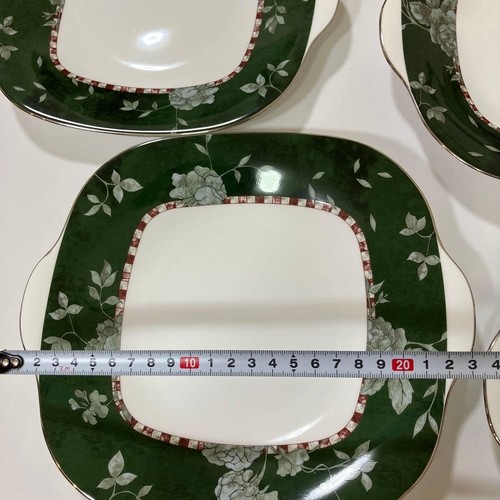Set piatti wedgwood - 4,
