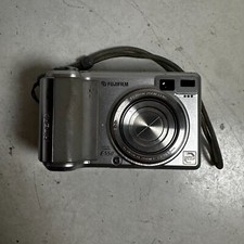 Fujifilm FinePix E550 argento
