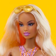 Barbie Mattel 2003 Christie