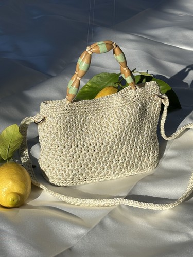 Borsa fatta mano a - a,