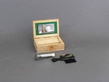 CARL AUBOCK mustache razor