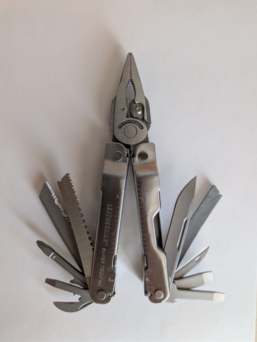 Leatherman super tool 300 - leatherman,