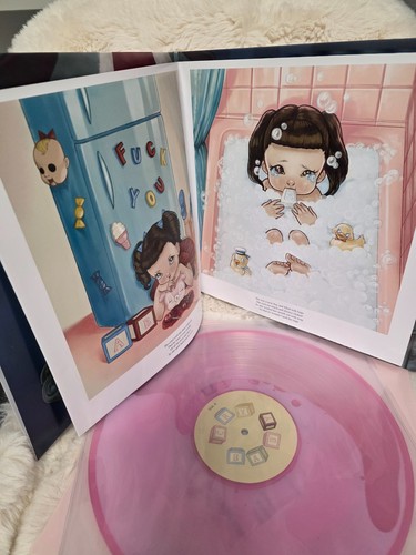 Melanie martinez cry baby - cry,