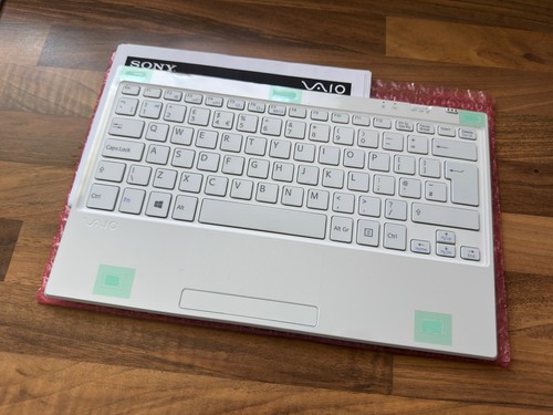 Sony vaio tap 11 svt112 - **sony,