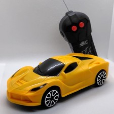 Auto radiocomandata tipo