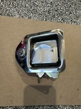 Chiusura per cassetta degli