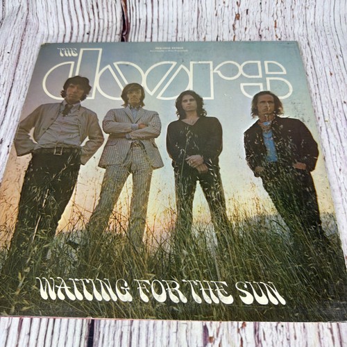 Doors waiting for the - waiting,