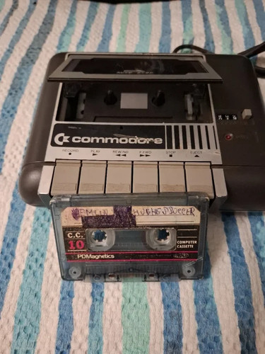 Vintage commodore 16 - -,