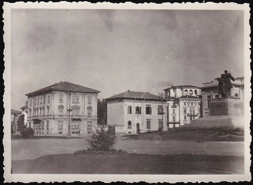 Vercelli piazza cesare - -,