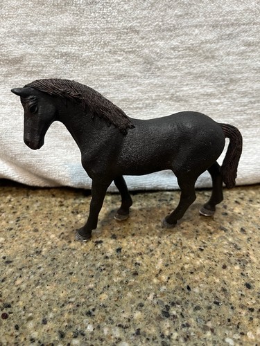 Schleich cavallo stallone nero