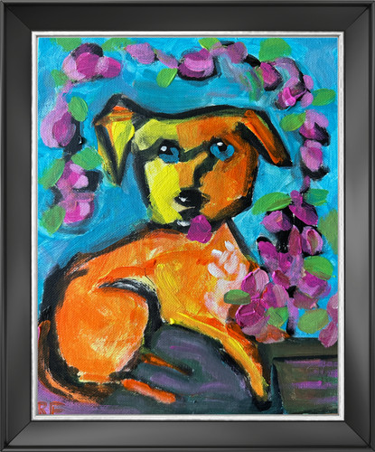 Cane stravagante sotto fiori