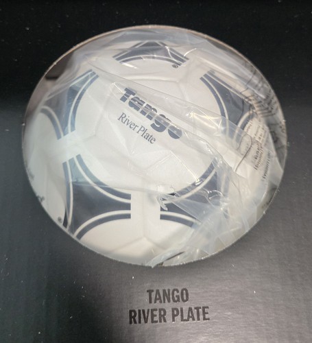 Adidas world cup 1978 - cup, tango