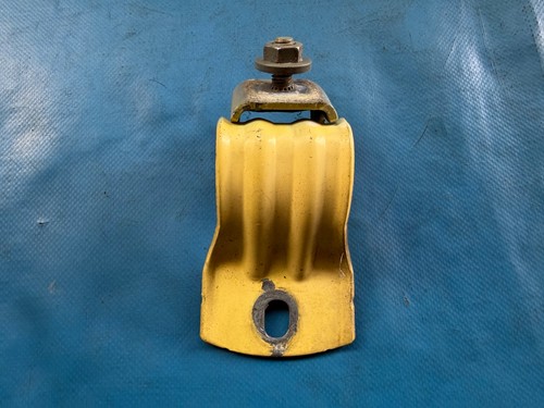Cerniera portellone giallo