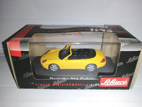 Porsche 911 carrera 4 - (996),