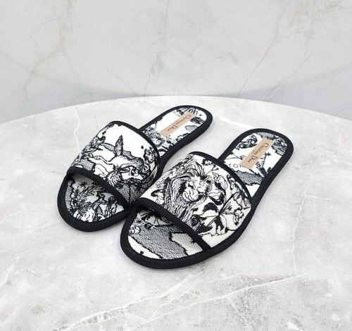 Dior slide mule slipper - dior,